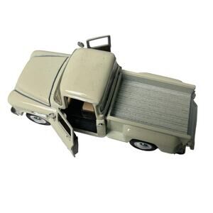 Superior Die-Cast, 1955 Chevy 3100 Stepside Truck, NIB